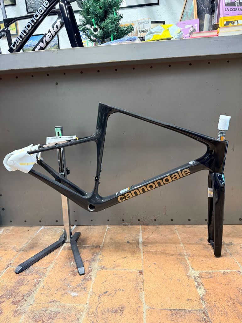 Used Cannondale Supersix Frameset 2026 Road & Gravel, Black — image 7 of 13