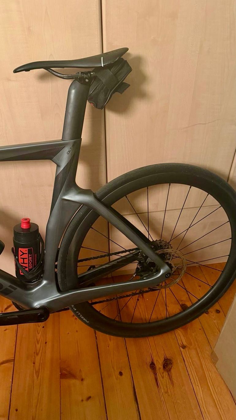 Used Bianchi oltre comp Bianchi oltre comp Custom SRAM Rival eTap AXS 2024 Road & Gravel, Light Gray — image 3 of 6