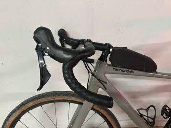 Used Cannondale Topstone 2 2021 2021 Road & Gravel, Hellgrau — image 3 of 5