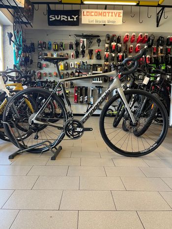 Used Cannondale Synapse Carbon 105 2022 2022 Corsa & gravel