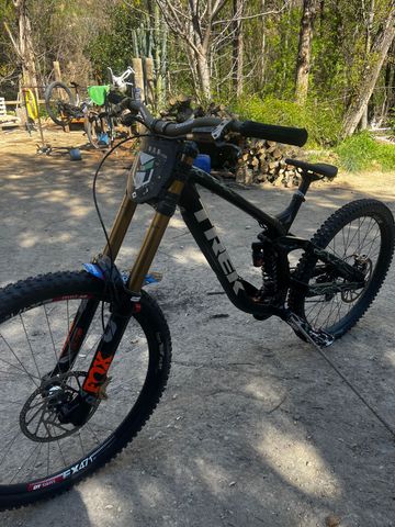 Used Trek Session 8 29 GX 2023 Frameset 2023 Mountainbike, Black, 29 — image 4 of 6