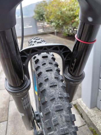 Used GT Zaskar LTD 27,5 Carbon 2016 2016 Mountainbike, Black — image 24 of 24