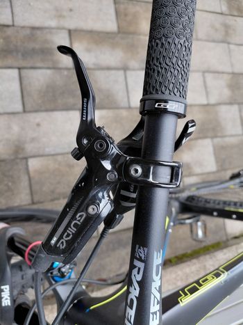 Used GT Zaskar LTD 27,5 Carbon 2016 2016 Mountainbike, Black — image 9 of 24