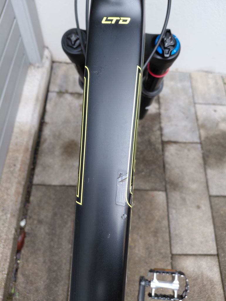 Used GT Zaskar LTD 27,5 Carbon 2016 2016 Mountainbike, Black — image 15 of 24
