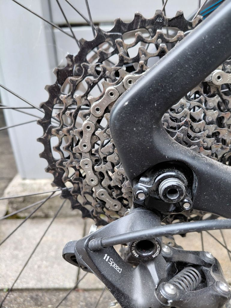 Used GT Zaskar LTD 27,5 Carbon 2016 2016 Mountainbike, Black — image 4 of 24