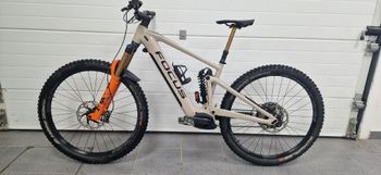 Used Focus SAM2 6.9 2021 2021 Mountainbike, Grigio chiaro — image 2 of 8