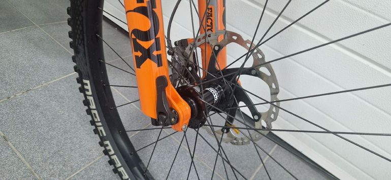 Used Focus SAM2 6.9 2021 2021 Mountainbike, Grigio chiaro — image 8 of 8