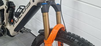 Used Focus SAM2 6.9 2021 2021 Mountainbike, Grigio chiaro — image 4 of 8
