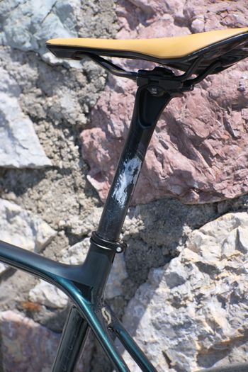 Used Scott Addict 10 disc 2020 2020 Road & Gravel — image 15 of 17