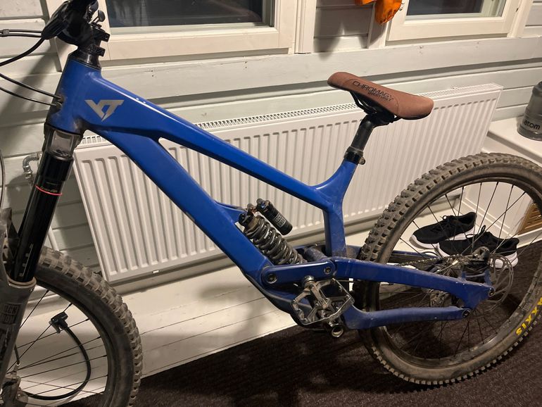 Used YT Industries TUES Base 2020 Frameset 2020 Mountainbike, Blau, 27.5 — image 1 of 3