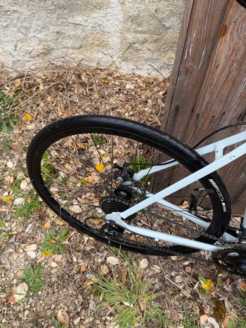 Used TRIBAN Rc120 Shimano Deore XT Di2 2025 Road & Gravel — image 5 of 17