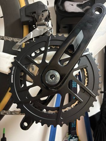 Used Canyon Aeroad SRAM Rival eTap AXS 2025 Road & Gravel — image 6 of 7