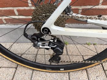 Used CUBE CROSS RACE C:62 SL 2023 2023 Road & Gravel, Hellgrau — image 7 of 7