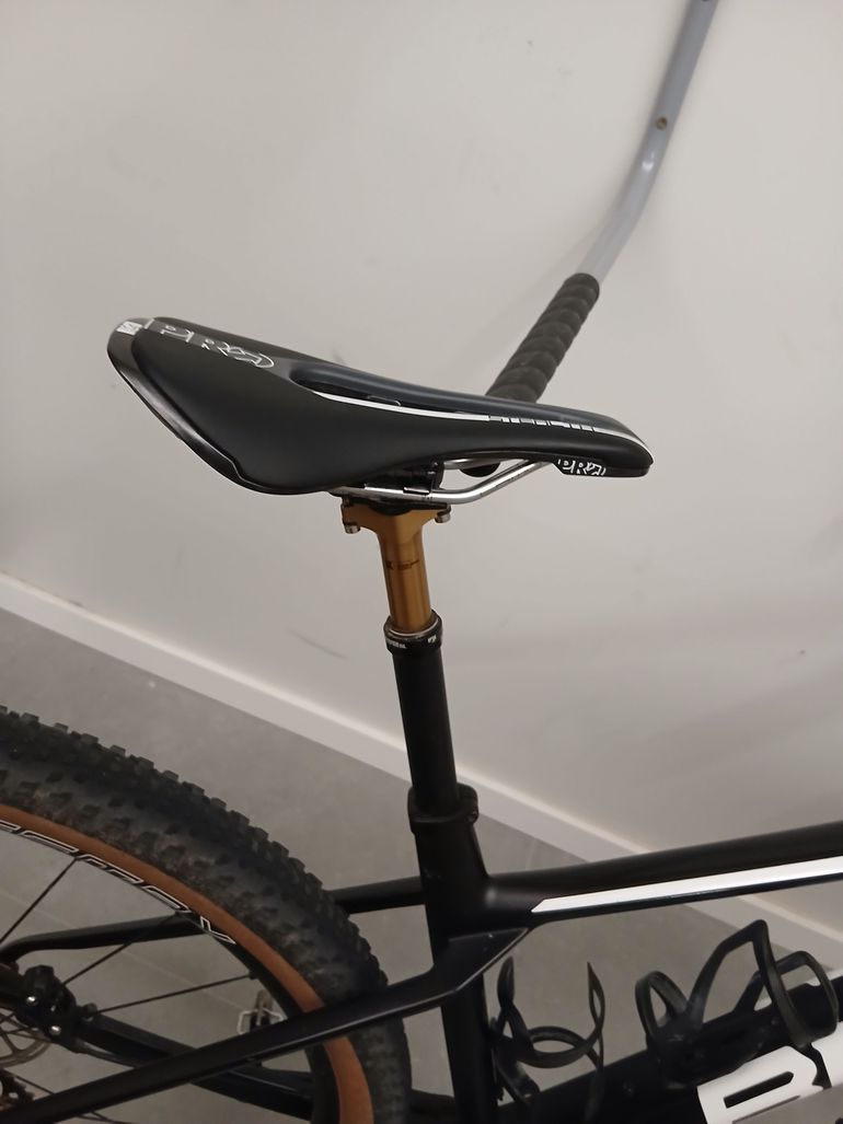 Used BMC Twostroke 01 FOUR 2023 2023 Mountainbike, Negro — image 5 of 12