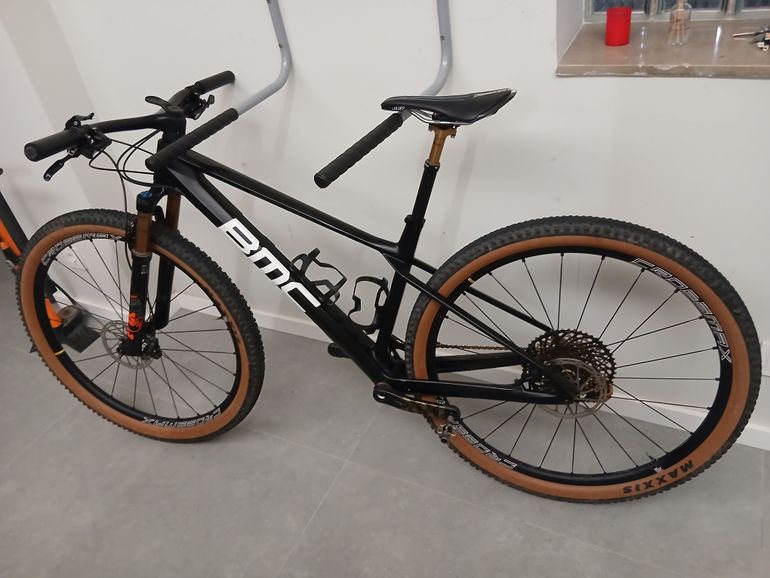 Used BMC Twostroke 01 FOUR 2023 2023 Mountainbike, Negro — image 1 of 12