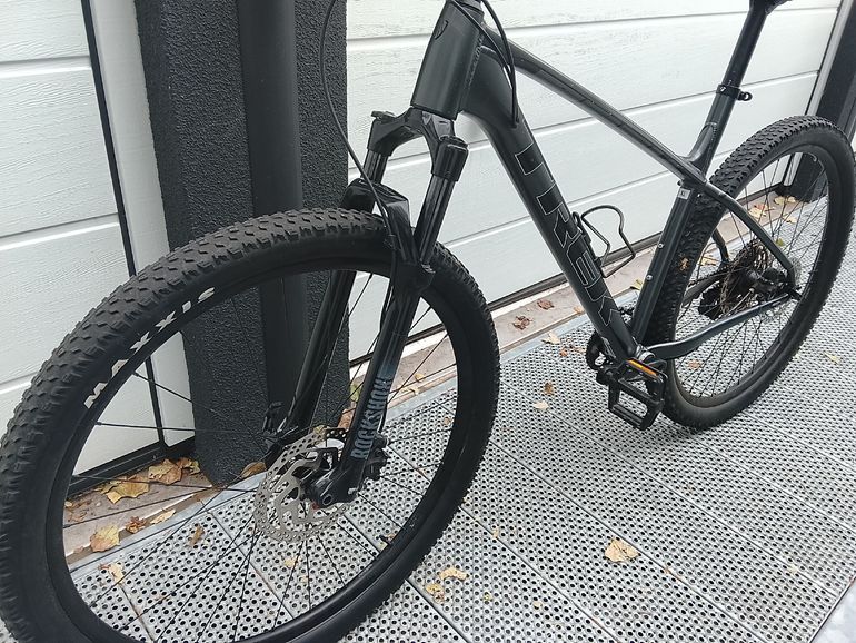 Used Trek X-Caliber 8 2023 2023 Mountainbike — image 7 of 11