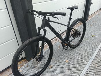 Used Trek X-Caliber 8 2023 2023 Mountainbike — image 8 of 11