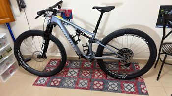 Used Specialized Epic 8 Pro - SRAM X0 AXS, RockShox Ultimate Flight Attendant 2026 2026 Mountainbike — image 2 of 9