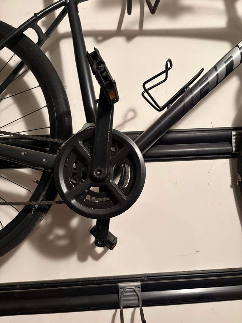 Used Giant Escape 2 Disc 2020 2020 Urban, Light Gray — image 3 of 6