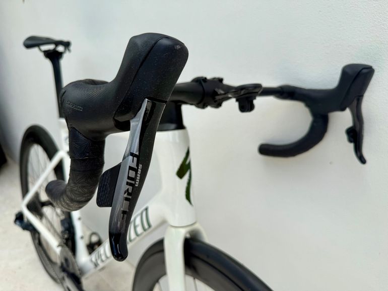 Used Specialized Tarmac SL7 Pro - SRAM Force eTap AXS 2022 2022 Road & Gravel, White — image 3 of 9
