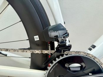 Used Specialized Tarmac SL7 Pro - SRAM Force eTap AXS 2022 2022 Road & Gravel, White — image 5 of 9