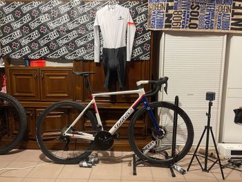 Used Wilier Verticale SLR SHIMANO DURA ACE Di2 R9270 2025 2025 Road & Gravel — image 2 of 6