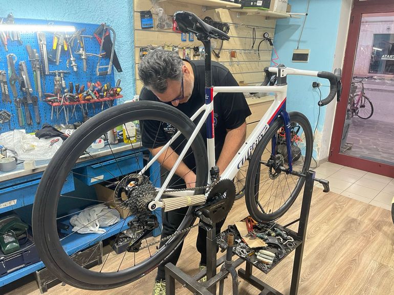 Used Wilier Verticale SLR SHIMANO DURA ACE Di2 R9270 2025 2025 Road & Gravel — image 5 of 6