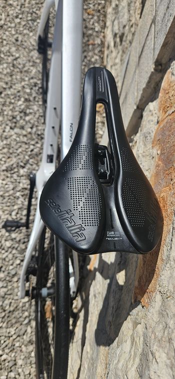 Used Ridley Falcn - Shimano 105 DI2 // 2x12s 2024 2024 Road & Gravel, White — image 5 of 11