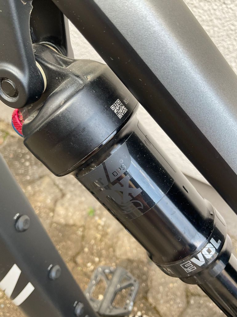 Used Canyon Neuron 7 2021 2021 Mountainbike, Black, 27.5, 29 — image 8 of 16