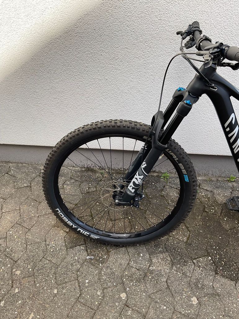 Used Canyon Neuron 7 2021 2021 Mountainbike, Black, 27.5, 29 — image 11 of 16
