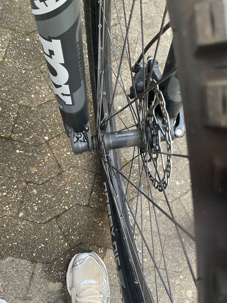 Used Canyon Neuron 7 2021 2021 Mountainbike, Black, 27.5, 29 — image 16 of 16