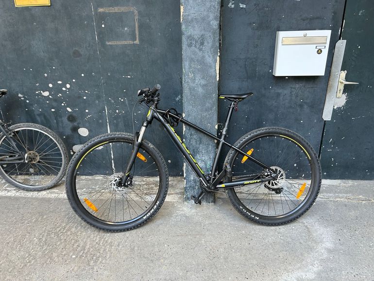 Used Scott Aspect 960 black (KH) 2024 2024 Mountainbike — image 1 of 5