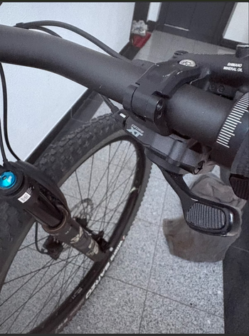 Used Orbea ALMA M20 2024 2024 Mountainbike, Schwarz, 29 — image 4 of 6