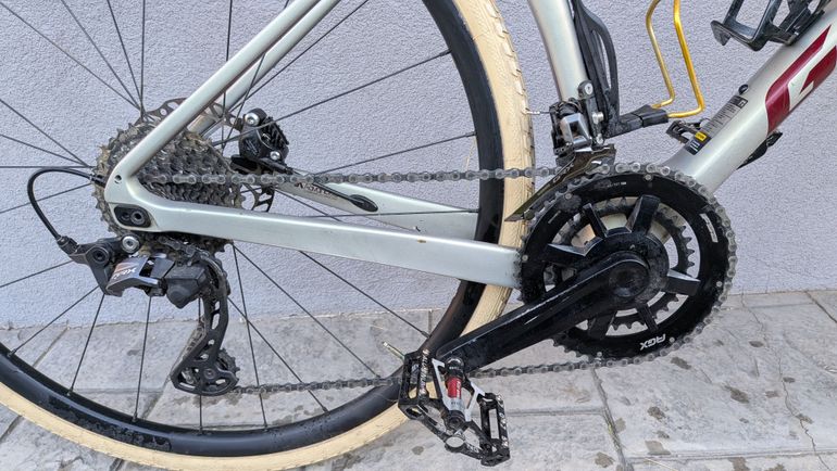 Used Giant Revolt, Advanced 2 2021 2021 Road & Gravel, Light Gray — image 3 of 6