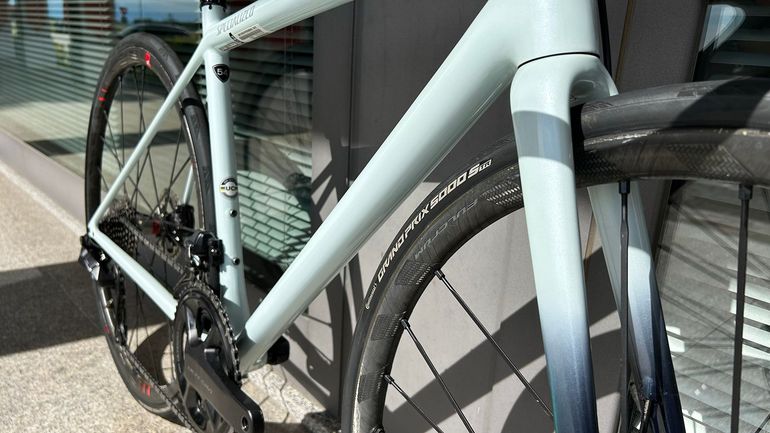 Used Specialized Aethos Pro - Shimano Ultegra Di2 2025 2025 Road & Gravel, White — image 3 of 6
