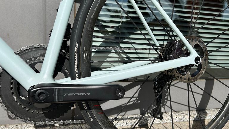 Used Specialized Aethos Pro - Shimano Ultegra Di2 2025 2025 Road & Gravel, White — image 6 of 6
