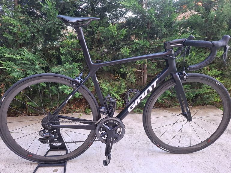 Used Giant Tcr Shimano Dura Ace Di2 2021 Road & Gravel, Schwarz — image 1 of 6