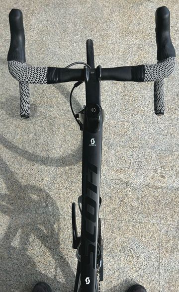 Tweedehands Scott Foil 20 2020 2020 Road & Gravel — afbeelding 5 van 7