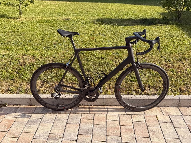 Used Canyon Ultimate CF Evo 10.0 LTD 2019 2019 Road & Gravel, Schwarz — image 1 of 9
