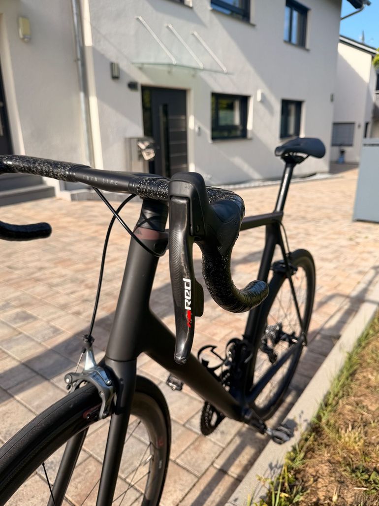 Used Canyon Ultimate CF Evo 10.0 LTD 2019 2019 Road & Gravel, Schwarz — image 7 of 9