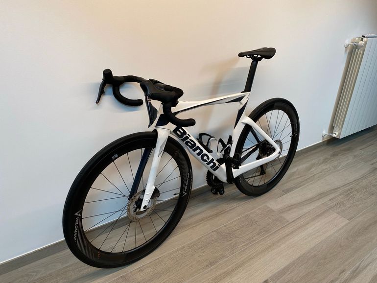 Used Bianchi Oltre Comp Ultegra Di2 2024 2024 Road & Gravel — image 29 of 32