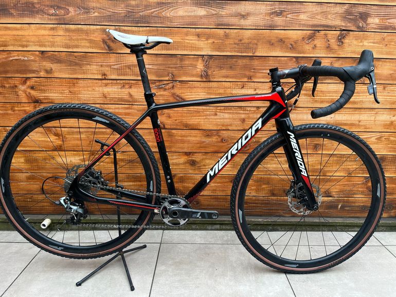 Used Merida CYCLO CROSS 9000 2017 2017 Road & Gravel, Black — image 1 of 21