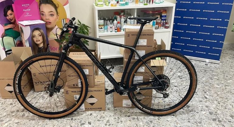 Used Cannondale F-Si Carbon 2 2020 2020 Mountainbike, Black — image 2 of 4