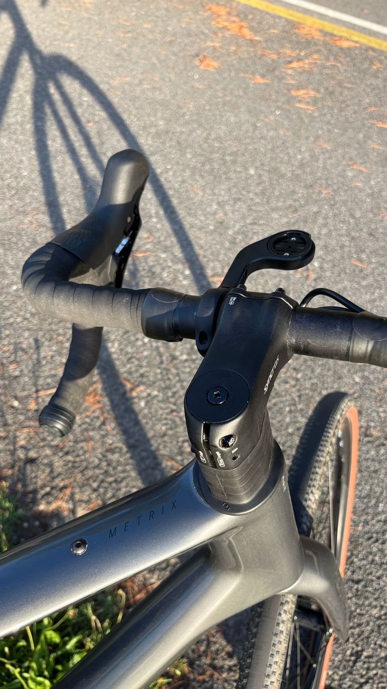 Used Scott Metrix Shimano 105 2022 Road & Gravel, Light Gray — image 4 of 8