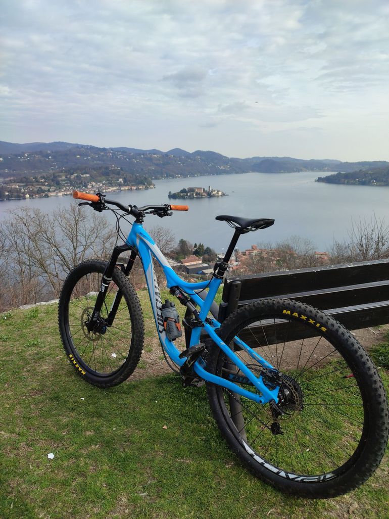 Used Specialized Stumpjumper FSR Comp EVO 650b 2015 2015 Mountainbike, Blue, 27.5 — image 2 of 4
