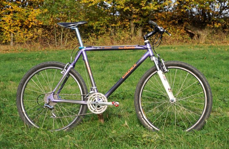 Used Giant Cadex CFM 1S 1990 Mountainbike — image 1 of 57