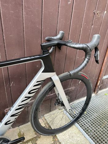 Used Canyon Aeroad SRAM Rival eTap AXS 2024 Road & Gravel — image 4 of 9