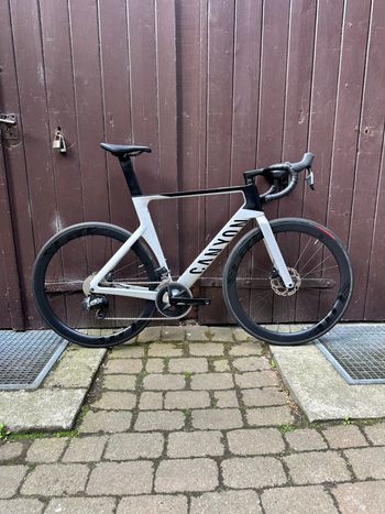 Used Canyon Aeroad SRAM Rival eTap AXS 2024 Road & Gravel