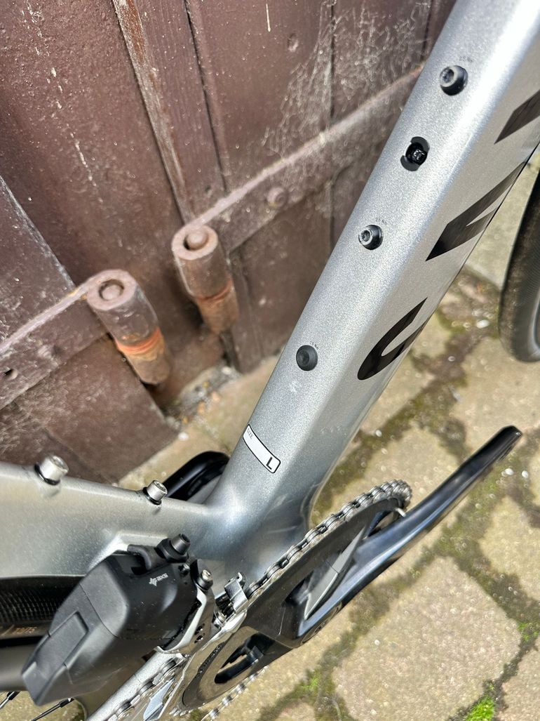 Used Canyon Aeroad SRAM Rival eTap AXS 2024 Road & Gravel — image 8 of 9