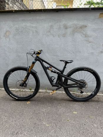 Used Yeti SB150 T2 2021 2021 Mountainbike — image 2 of 10